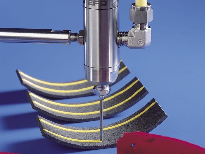 736HPA-NV: Dispensing Structural Adhesive on Brake Shoe Linings